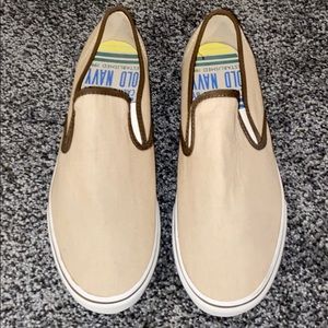 Old navy shoes
